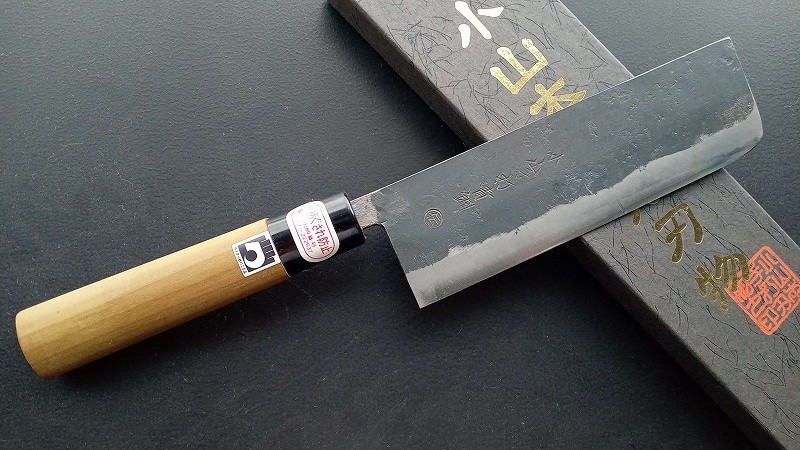 
                  28-344　小山本手打刃物　青紙鋼　薄刃包丁【熊本県伝統的工芸品】
                