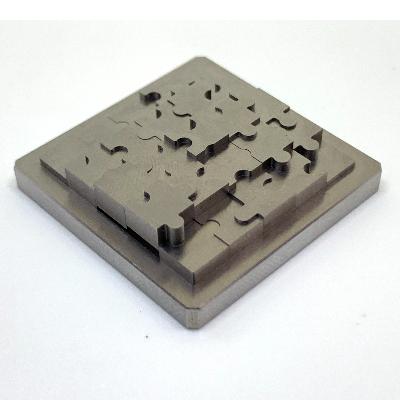 ふるさと納税 東久留米市 東京の町工場が作る25ピースの精密金属パズル　【オクギ製作所】