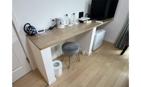 小豆島の小さなホテル くすの木とオリーブの森-KEI- 宿泊チケット 1泊朝食付 オリーブの部屋 (2名1室）