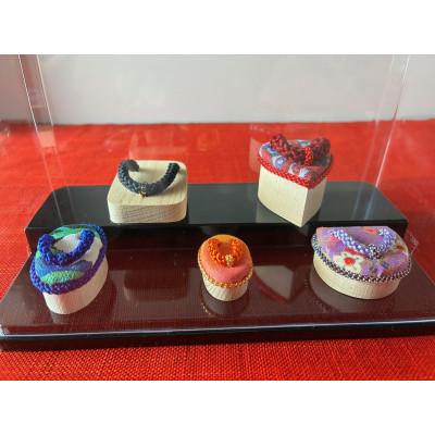 ふるさと納税 神戸町 手作り　飾り下駄・キーホルダーセット　Bタイプ |  | 01