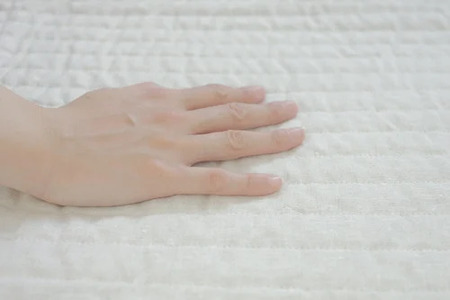 「近江の麻」ふんわりパッドシーツ シングル 麻絲商会 滋賀県 東近江市 F04 麻 パッド シーツ シングル 夏 寝具 洗える ウォッシャブル 吸湿 速乾 涼しい 快適 リネン 敷きパッド 丸洗い ふ