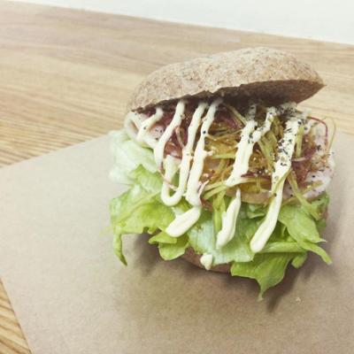 ふるさと納税 牛久市 【茨城県牛久市産、栽培期間中化学肥料・農薬不使用の小麦粉使用】全粒粉100%のベーグル　14個セット |  | 01