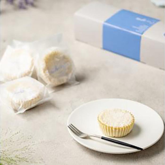 【ふるさと納税】とろーりバニラフロマージュ＜5個入＞ | 西宮 洋菓子工房 濃厚チーズケーキ バニラの香り なめらか食感 人気 おすすめ スイーツ チーズ デザート ギフト お取り寄せ 通販 送料無料 ふるさと納税