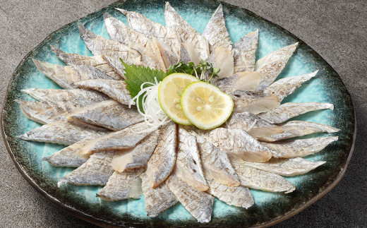 炙り太刀魚スライス 20切れ×2パック 計40切れ  タチウオ 魚 お魚 魚介 おかず 冷凍 お手軽 簡単調理 熊本産 生食用 流水解凍