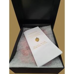 群馬県産 やよいひめ 厳選15粒 黒化粧箱入り プレミアムギフト【配送不可地域：離島・北海道・沖縄県・中国・四国・九州】【1716058】