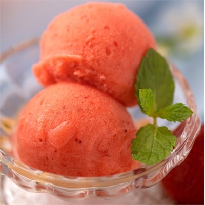 採れたて!福岡産濃厚あまおうジェラート 1000ml(大野城市)【配送不可地域：離島】