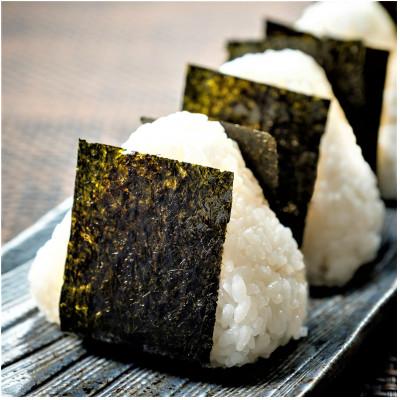 ふるさと納税 直方市 有明海苔 旨味引き出す甘味焙焼 風味豊かな初摘み「焼き海苔」(半切り100枚) |  | 01