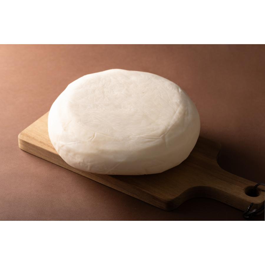 ＜天の川チーズ工房＞ワンホールチーズ1800g