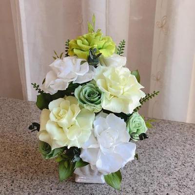 ふるさと納税 名古屋市 プリザーブドフラワー・bell薔薇(クリアケース入り)　ホワイト×グリーン系