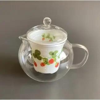 有田焼 おしゃれポット ミニカップ 2個 いちご【東洋セラミックス】 食器 ティーポット カップ コップ ティータイム セット いちご イチゴ 苺 かわいい お家カフェ au034