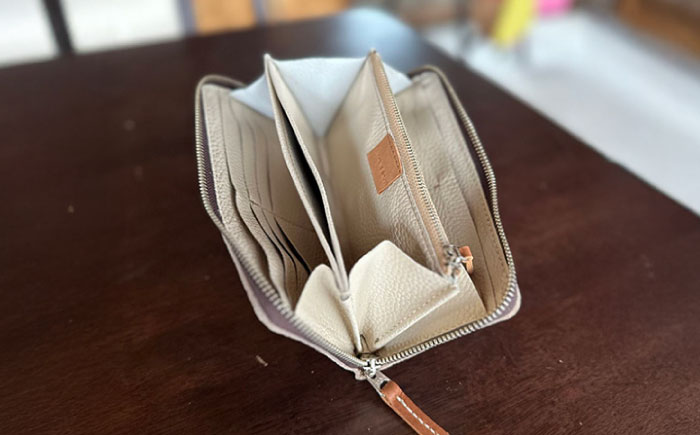 【職人手作り】イタリア産 アドリア牛革 ラウンドファスナー 長財布　（限定内装色タイプ５）《築上町》【たけもとかばん】 革製品 レザー 牛革 [ABAM056]