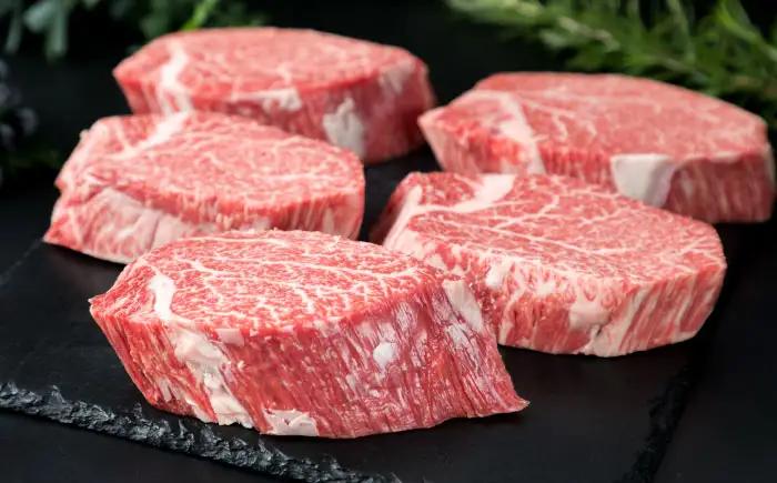 【全3回定期便】【極厚 シャトーブリアン】200g×6枚 A4ランク 博多和牛 糸島市/糸島ミートデリ工房[ACA163] ステーキ ヒレ ヒレ肉 フィレ ヘレ 牛肉 赤身 黒毛和牛 国産