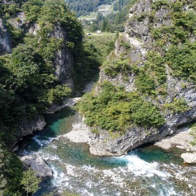 ふるさと納税 十日町市 【毎月定期便】女子高生コラボ!特栽魚沼コシ6kg+かぐらなんばん味噌+ホッポロ漬各200g全6回 |  | 03