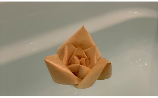 かんなフラワーアート『王妃のバスタイム』 | インテリア ディフューザー 青森ヒバ アロマ 花型 薔薇 バラ アート ヒバ精油 防水LEDキャンドル