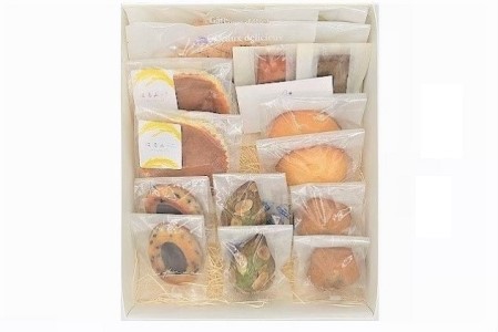 地産地消の焼菓子詰合せ16個入り