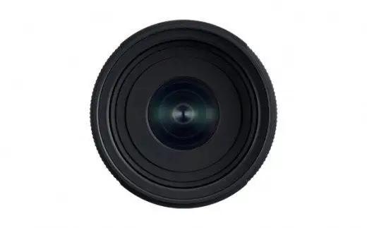 タムロン ミラーレス一眼カメラ用 交換レンズ 焦点距離20mm F2.8 Di III OSD M1:2 ソニーEマウント用 軽量　コンパクト　近接撮影　高画素　解像度　人気 おすすめ F050SF　