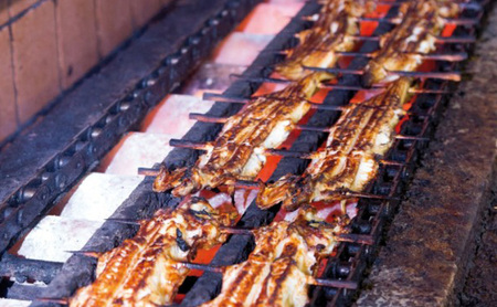 本焼あなご2串・丼タレ2個(紙箱) 串焼き 蒲焼 穴子 アナゴ 焼き穴子 穴子丼 あなご丼 新鮮 おつまみ おかず お取り寄せ 明石市 兵庫県