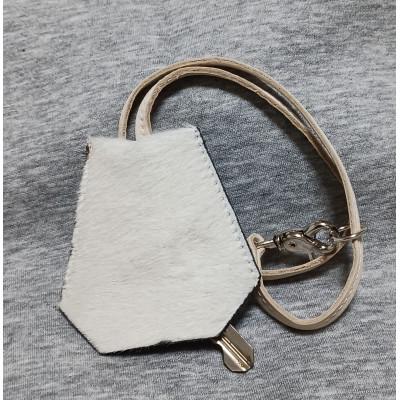 ふるさと納税 豊能町 キーカバー　大　ホースヘアー(馬革)・ホワイト