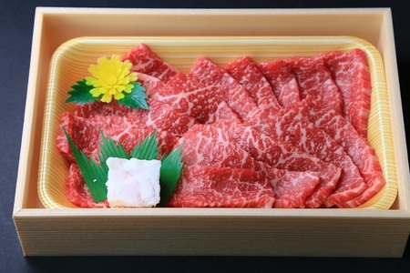 【神戸牛】焼肉用赤身モモ:850g【最短7営業日発送】黒田庄和牛 （tokusan-3）【冷蔵】 