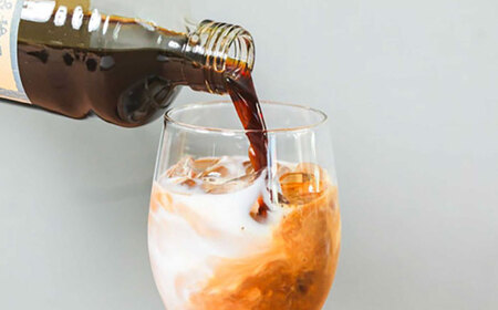 【全6回定期便】豆ポレポレのオーレのもーっと (加糖) 2本セット コーヒー 珈琲 カフェオレ カフェオレベース ギフト 沖縄市 / 豆ポレポレ[BCAW068]