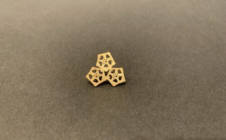 オクラ-パッド　ピンブローチ（金）【kt059-002-1】