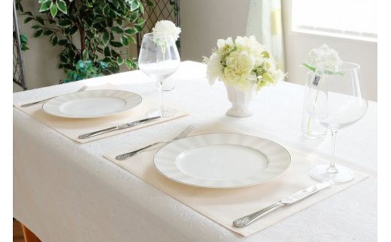 拭き取れるランチョンマット（アイボリー）