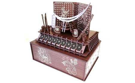 戦国武将兜（全39種より選択）武具・屏風・置台・収納ケース付き《組立完成品》 インテリア 