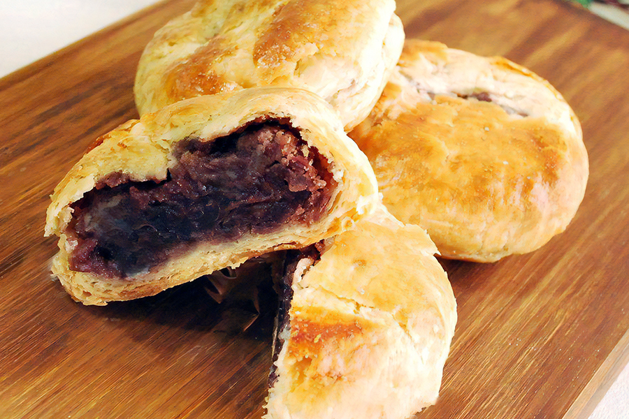 からすの森12個入 あんこパイ 銘菓 焼き菓子《虎屋sweets》[4759]