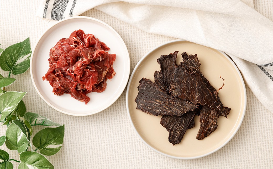 ペット用馬肉 1kg ＋ 馬刺しジャーキー 100g （50g×2袋） 計1.1kg