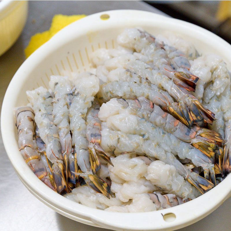 【隔月定期便2回】創業45年「魚屋さんの手づくりエビフライ」10尾(400～500g)【海老フライ 夕食 おかず プリプリ 簡単 時短料理 揚げるだけ ふるさと納税】(H032127)