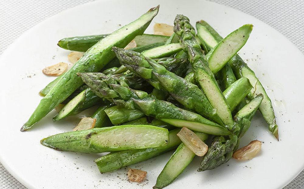 【2026年先行予約】朝採りアスパラ Lサイズ 2kg(500g×4)鮮度保持パック入り 旭川近郊産 露地物(5月中旬発送開始予定) 【 アスパラ アスパラガス 朝採り とれたて 野菜 旬 小分け 保