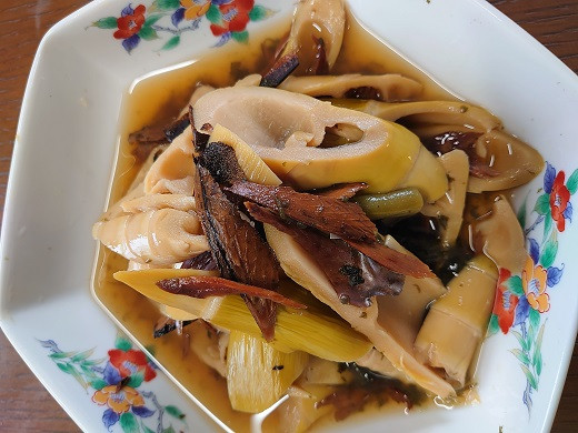 煮ものを引き立てます