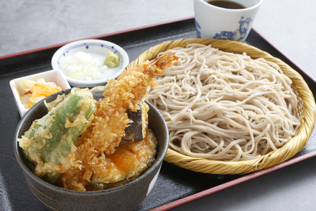 山梨県昭和町・中央市 初花店舗で使える食事券 お食事券10,000円 SWBY003