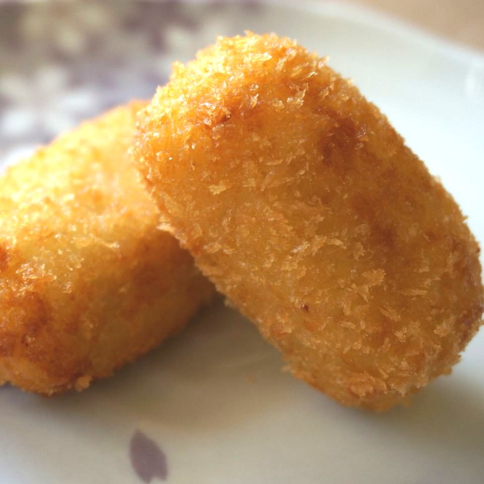 【ふるさと納税】 蜷川 さつまいも コロッケ ( 5個×3パック ) サツマイモ ころっけ さつま芋 おかず 惣菜 揚げ物 お惣菜 小分け 簡単調理 冷凍食品 お弁当 弁当 さつまいもコロッケ おやつ 高知県 黒潮町