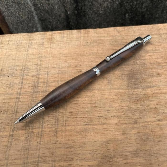 【ふるさと納税】2Pice 木軸シャープペンシル（ウォールナット上杢・シルバー金具）MUKU屋
