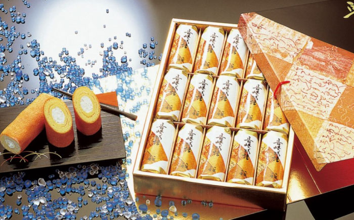 長崎銘菓セット / 長崎物語15本 おたくさ18枚 / スイーツ 菓子 バームクーヘン パイ菓子 お菓子 / 諫早市 / 株式会社唐草 [AHCM001]