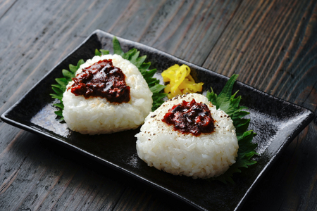 こだわりの国産丸大豆醤油と蔵主のこだわり味噌詰め合わせ[509]