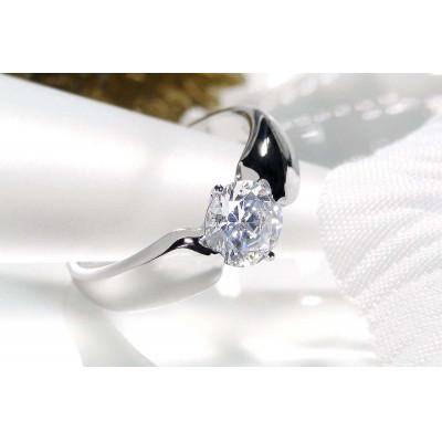 ふるさと納税 昭和町 【中央宝石研究所鑑定書】pt900 HカラーUP ダイヤモンド リング【1.00ct 】　7.5号 |  | 02
