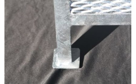 金属加工のプロがつくる「屋外用 ゴミ箱」(縦50cm×横50cm×高さ60cm) | 金属 メッシュ構造 【1140286】