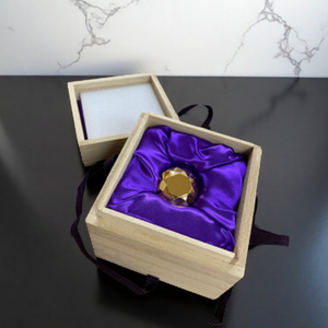 純金ダイヤモンド型オブジェ　極上の輝きを纏う芸術品　K24イエローゴールド　純金　金　24K