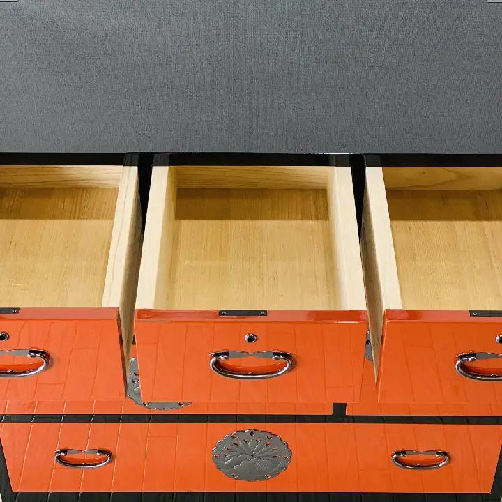 30朱塗チェスト 片開下一 朱と黒 《創業明治2年 田中家具 謹製》【田中家具】