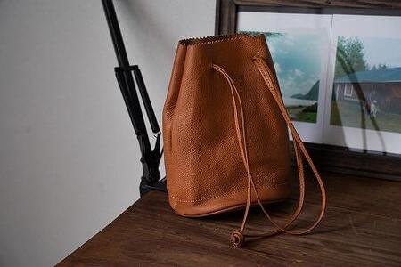 【レザー巾着】Drawstring bag　カラー：Red Brown