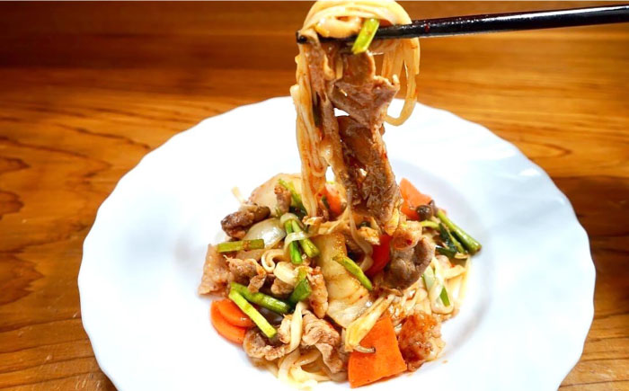 【桐箱入り】島原手延 丸うどん 50g×26束×4箱 計5.2kg / 麺 うどん 乾麺 ギフト / 南島原市 / 吉岡製麺工場 [SDG038]