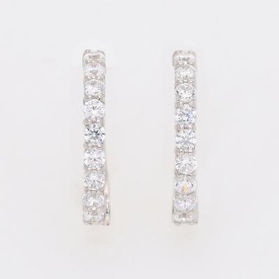 ふるさと納税 甲府市 【ジュエリーの街、山梨県甲府市】ダイヤ0.30ct Pt900ピアリング E4262P |  | 01