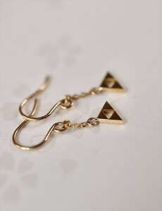 小田原北條 三つ鱗ピアス(フック小ペア)【 ジュエリー アクセサリー 神奈川県 小田原市 】