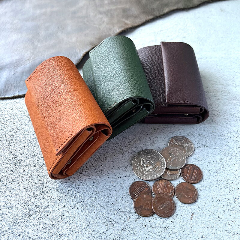 【ふるさと納税】本革 三つ折りミニ財布 シボ入り栃木レザー ファッション小物 革小物 レザー小物 ウォレット コンパクト カード入れ 小銭入れ お札入れ