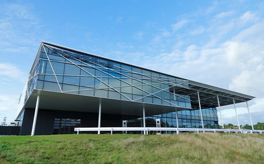 ポルシェ・エクスペリエンスセンター東京 1日貸切 ふるさと納税 ポルシェ オーナー 体験 高級車 スピードカー 運転 送料無料 千葉県 木更津市 KE006