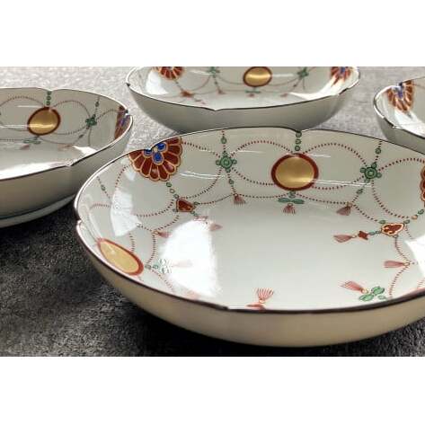有田焼 其泉 赤玉瓔珞文 銘々皿 15cm 4枚【賞美堂本店】器 うつわ 食器 4枚 セット 皿 取皿 お祝い 縁起物 贈答 ギフト 食洗機対応 A60-97_イメージ2