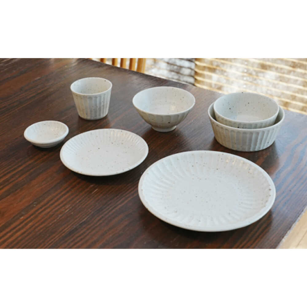 【ふるさと納税】【美濃焼/みずなみ焼】 大地の器 ホワイト 7点セット 瑞浪市 / 山喜製陶 プレート ボウル カップ[AZCP052]