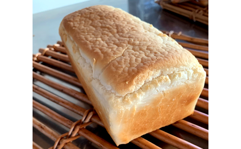 しっとりふわふわ「人生変わる米粉食パン」×2本